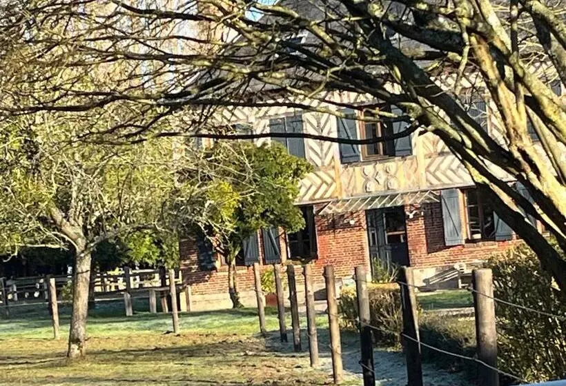 Aamiaismajoitus (B&B) Le Domaine Des Volets Bleus