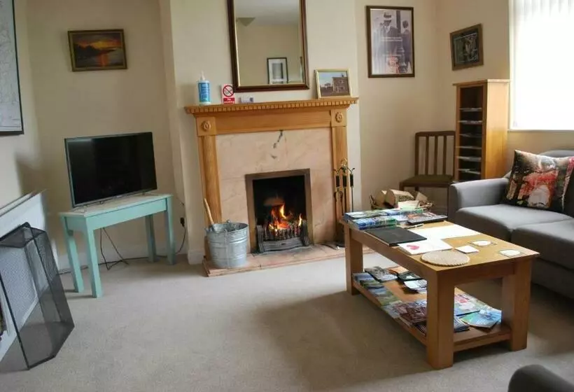 Hillcroft Luxury Bed & Breakfast