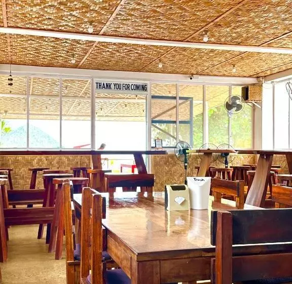 ホテル In Dai Aquasports And Beach Resort