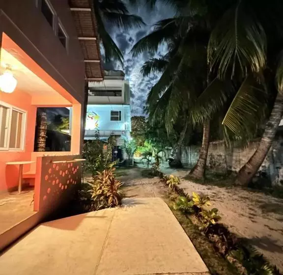 ホテル In Dai Aquasports And Beach Resort