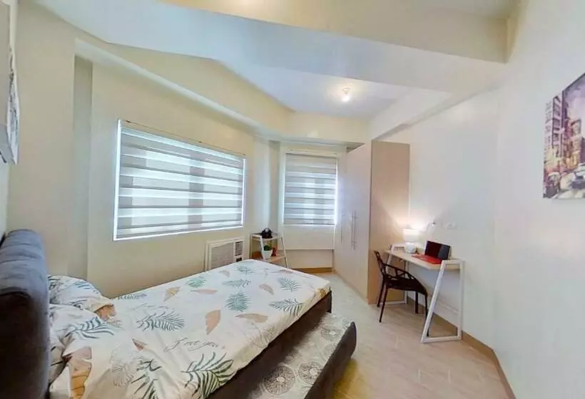 2 Br Corner Executive Suite At Lafayette Park Square Megaworld Blvd Unit 5h