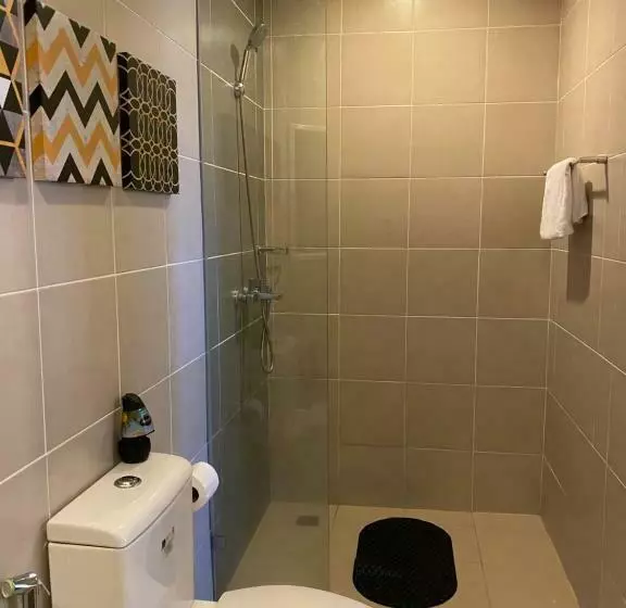 2 Br Corner Executive Suite At Lafayette Park Square Megaworld Blvd Unit 5h