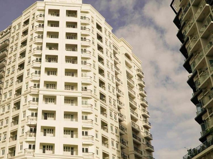 2 Br Corner Executive Suite At Lafayette Park Square Megaworld Blvd Unit 5h