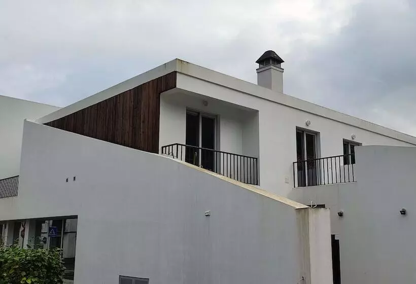 ペンション Atlantic 3 Bicas  Furnas