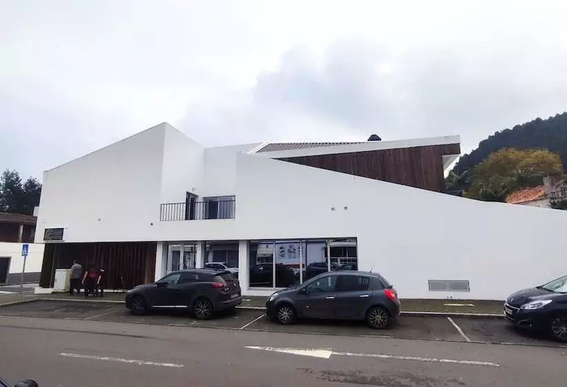 ペンション Atlantic 3 Bicas  Furnas