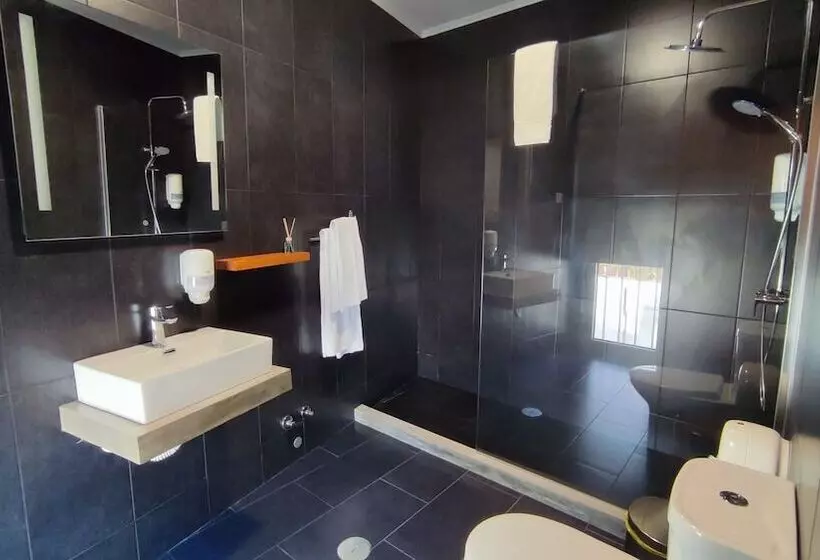 ペンション Atlantic 3 Bicas  Furnas