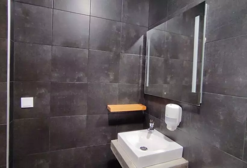 ペンション Atlantic 3 Bicas  Furnas