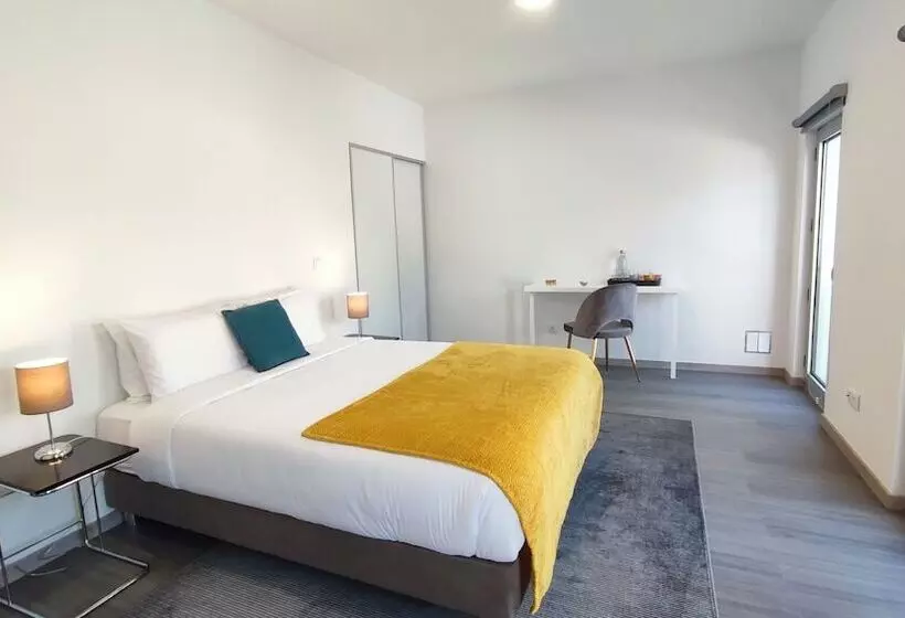 ペンション Atlantic 3 Bicas  Furnas