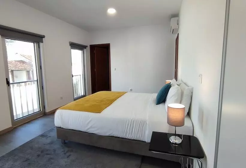 ペンション Atlantic 3 Bicas  Furnas