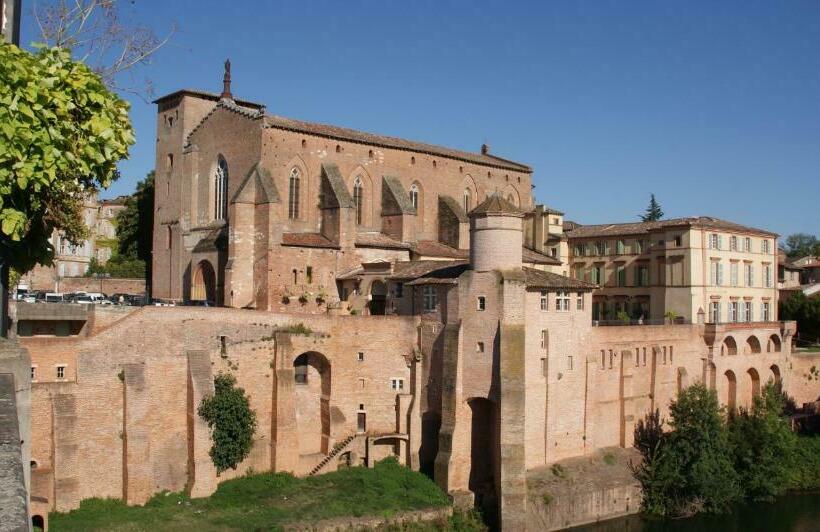 بنسيون Bauhaus Saint Pierre