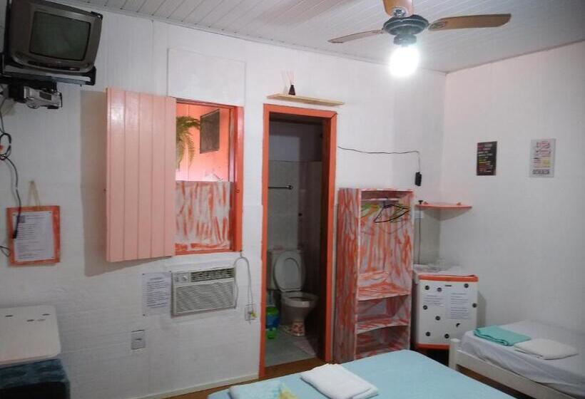 Pensjonat Shark Tubarao Suites Central Area