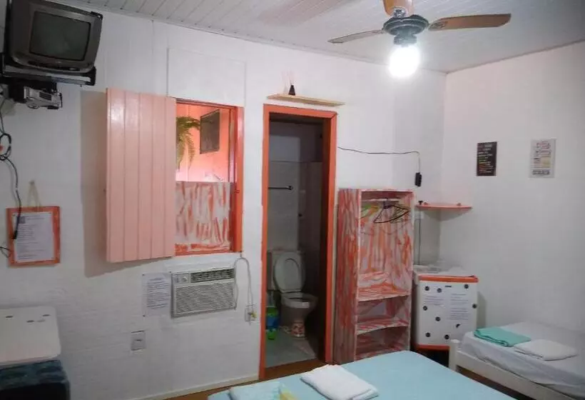ペンション Shark Tubarao Suites Central Area