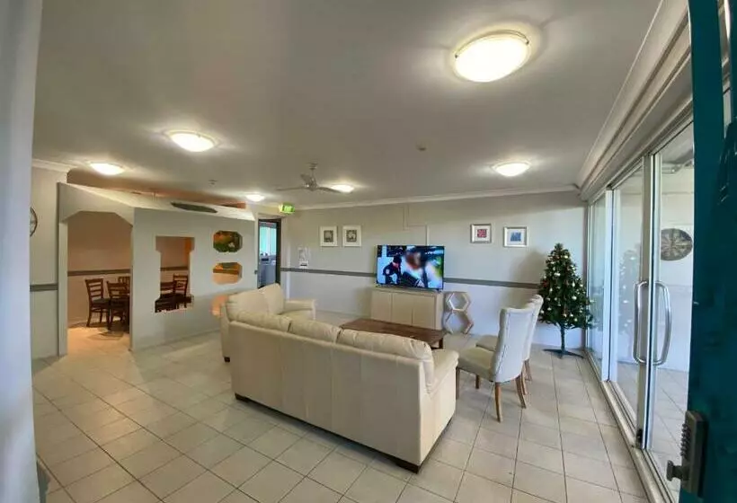 Homely Inn Hostel