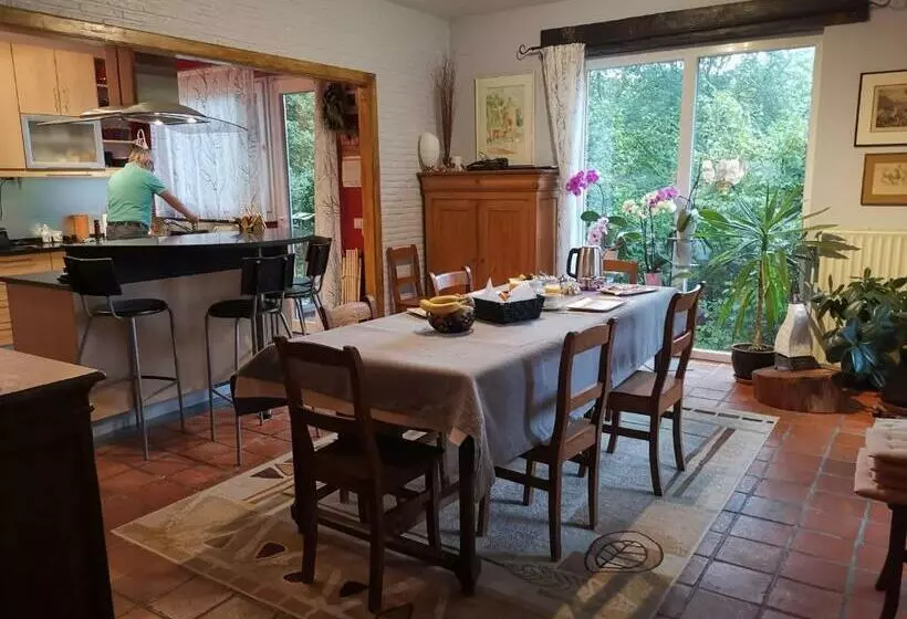 Bed and Breakfast Les Sittelles   Tilff