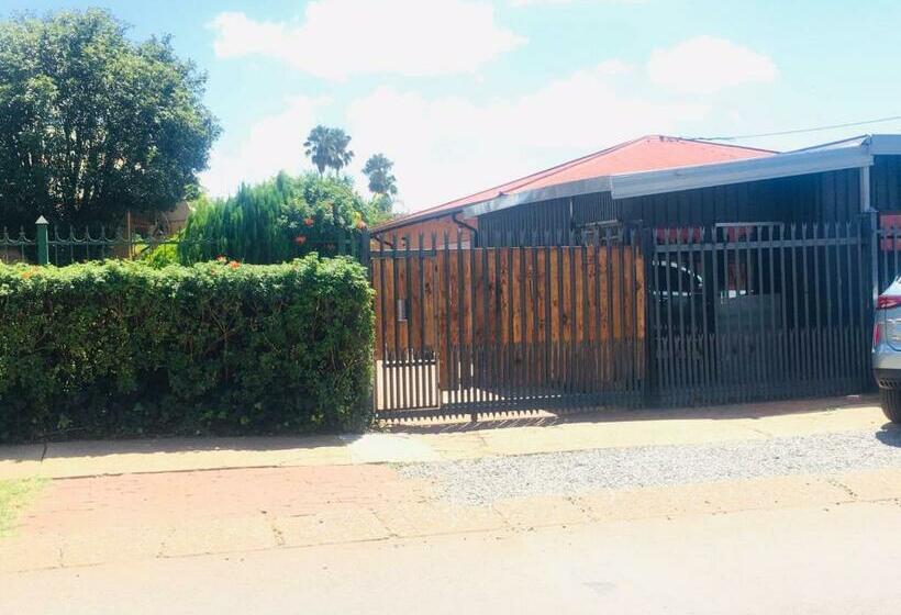 Bed and Breakfast Mighty Seven