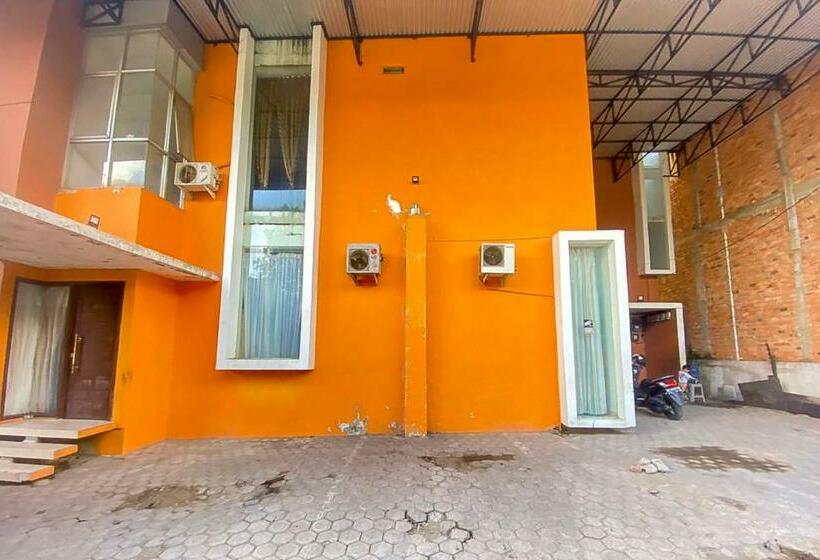 ホテル Pavilon Homestay Near Stikes Harapan Ibu Redpartner