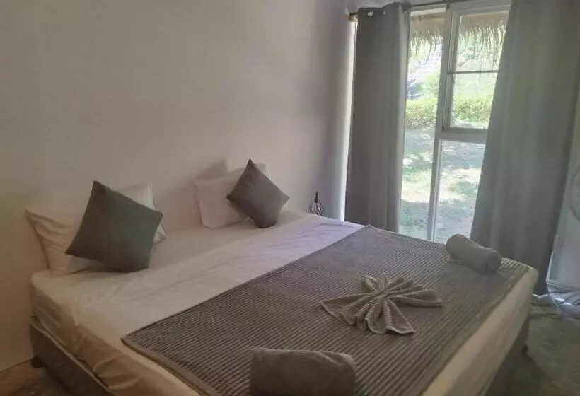 Hotelli Red Pearl Beach Resort