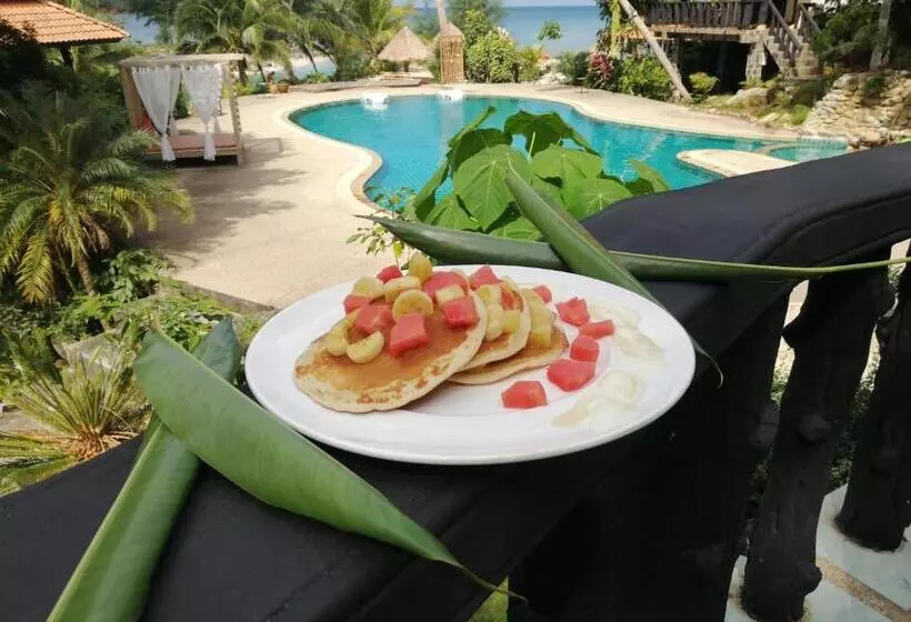 Hotelli Red Pearl Beach Resort