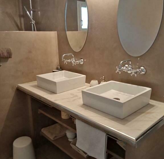 פנסיון Au Coeur Du Luberon