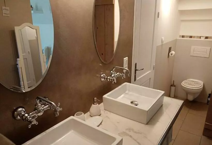 Majatalo Au Coeur Du Luberon