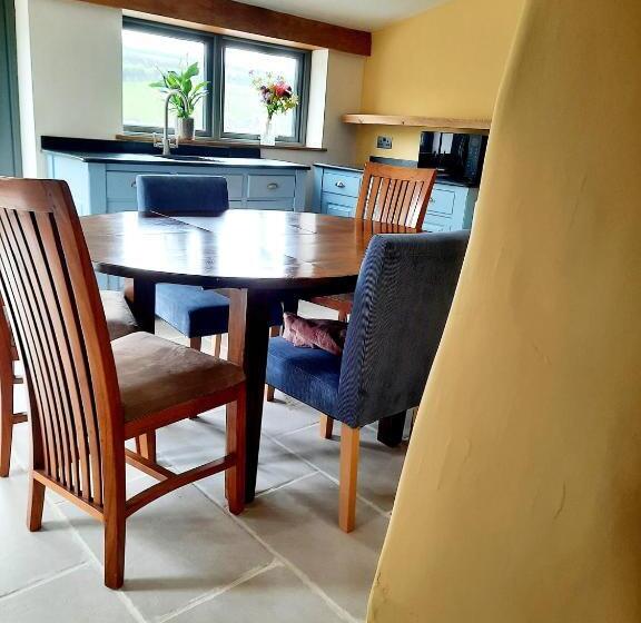 פנסיון Longstone Bed And Breakfast