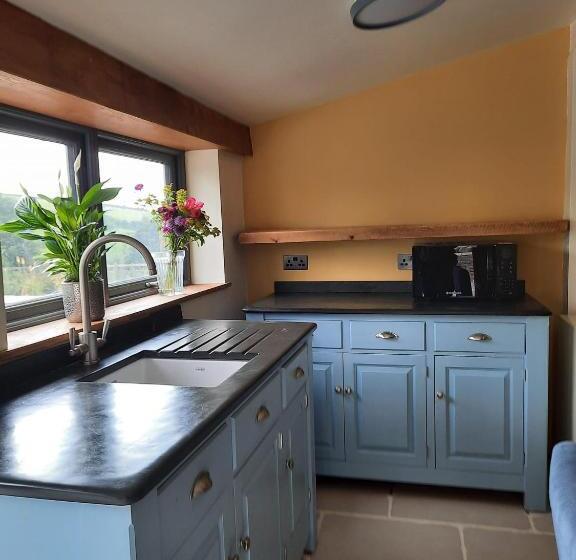 פנסיון Longstone Bed And Breakfast