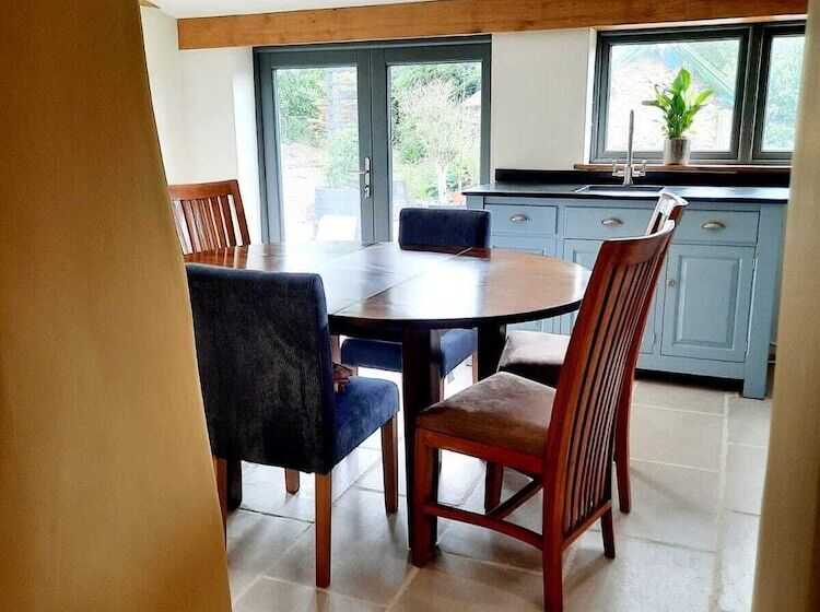 פנסיון Longstone Bed And Breakfast