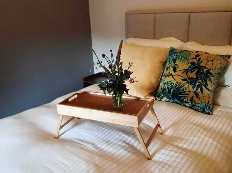 Pensió Longstone Bed And Breakfast