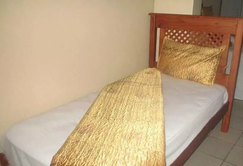 پانسیون Waterberyy Guest Lodge