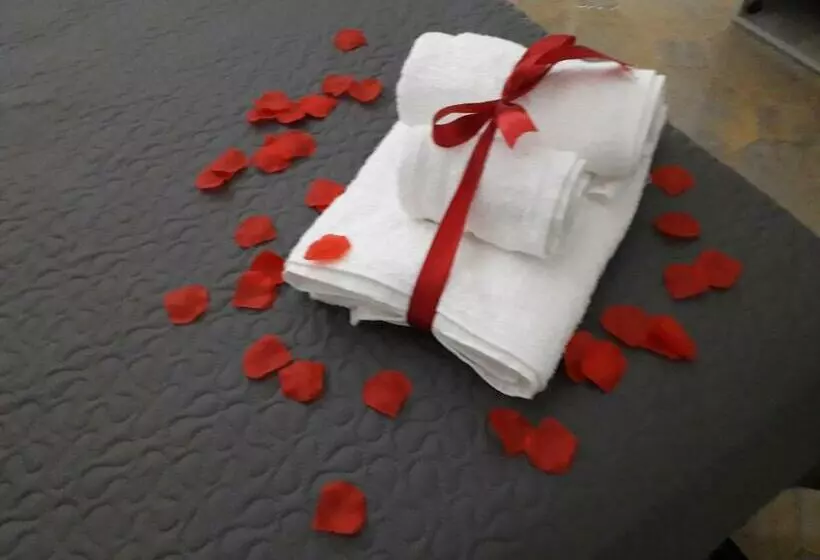 Aamiaismajoitus (B&B) Short Lets Radici Di Puglia