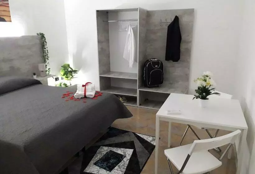 Aamiaismajoitus (B&B) Short Lets Radici Di Puglia