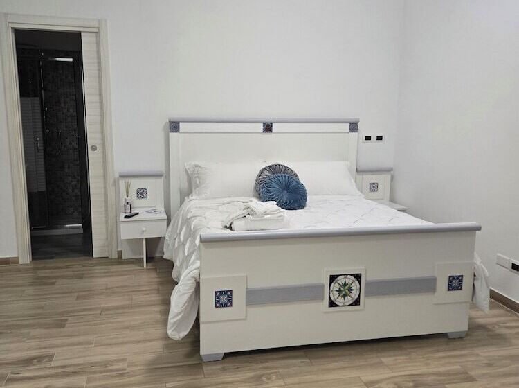 צימר Emerella Luxury Suites Siderno Lungomare