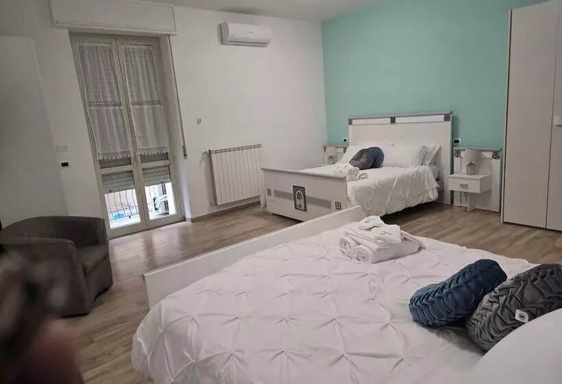 ベッドアンドブレックファースト Emerella Luxury Suites Siderno Lungomare