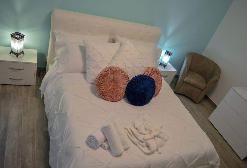 צימר Emerella Luxury Suites Siderno Lungomare