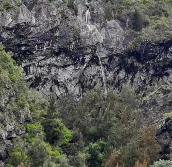 تختخواب و صبحانه Gîte Le Calou Pilon