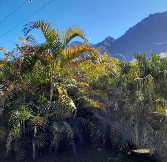 تختخواب و صبحانه Gîte Le Calou Pilon