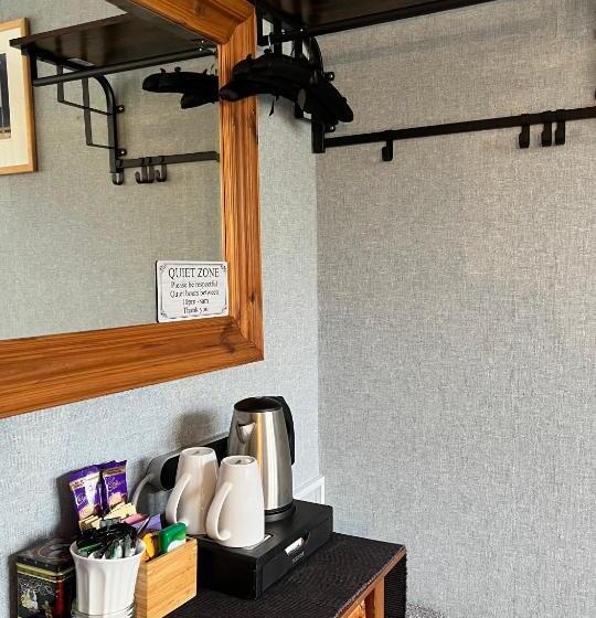 住宿加早餐  Woodbriar