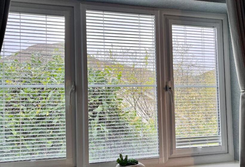 住宿加早餐  Woodbriar