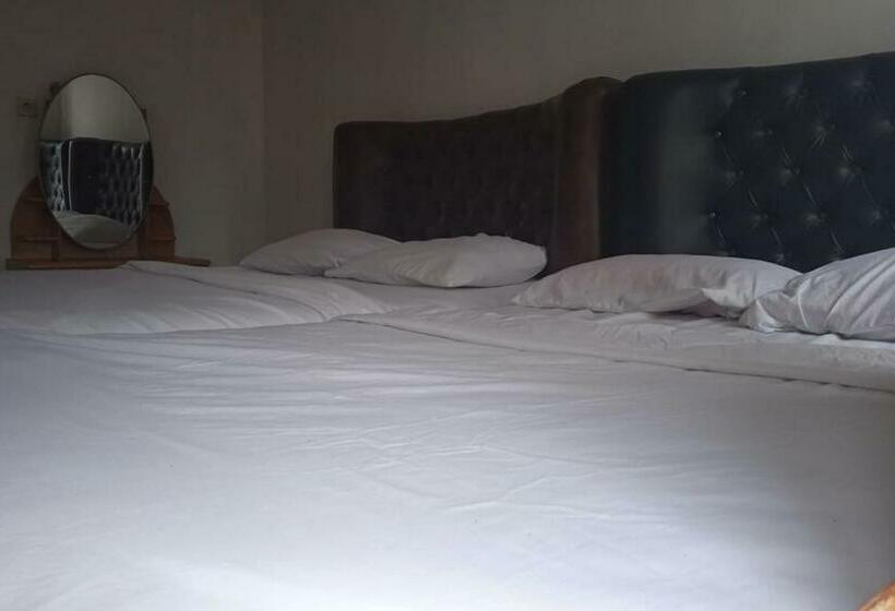 호텔 Yeski Homestay At Desa Wisata Bromo Mitra Reddoorz