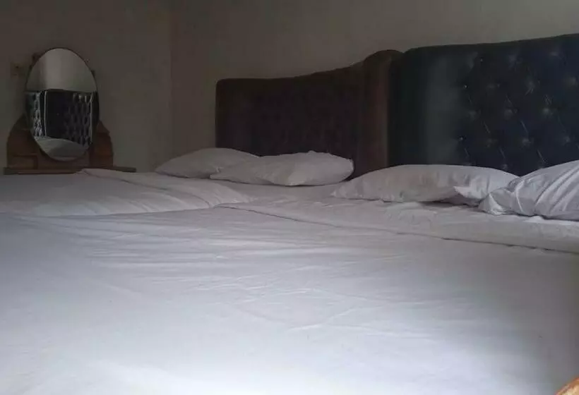 ホテル Yeski Homestay At Desa Wisata Bromo Mitra Reddoorz