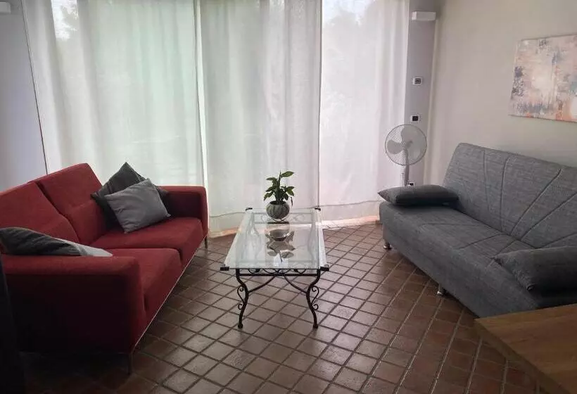 Pension Bilocale Indipendente In Casa Singola