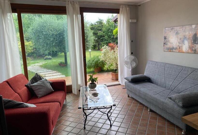 بنسيون Bilocale Indipendente In Casa Singola