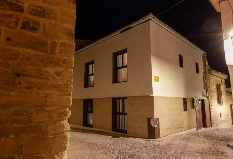 Majatalo Hostal Casa De Luna Y Sol