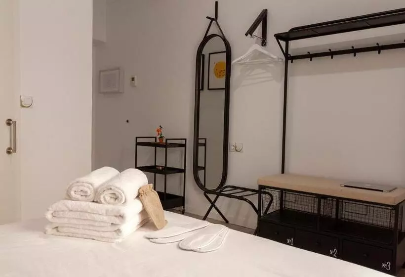 Majatalo Hostal Casa De Luna Y Sol