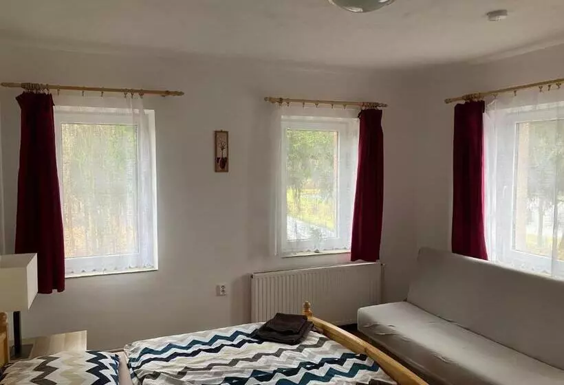 Majatalo Penzion Restaurace Zátiší