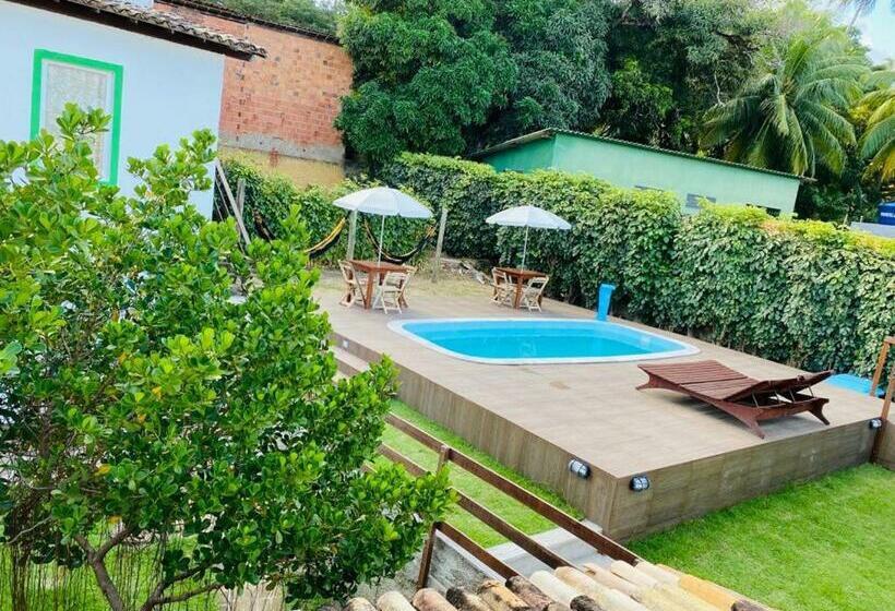 پانسیون Pousada Alumiar