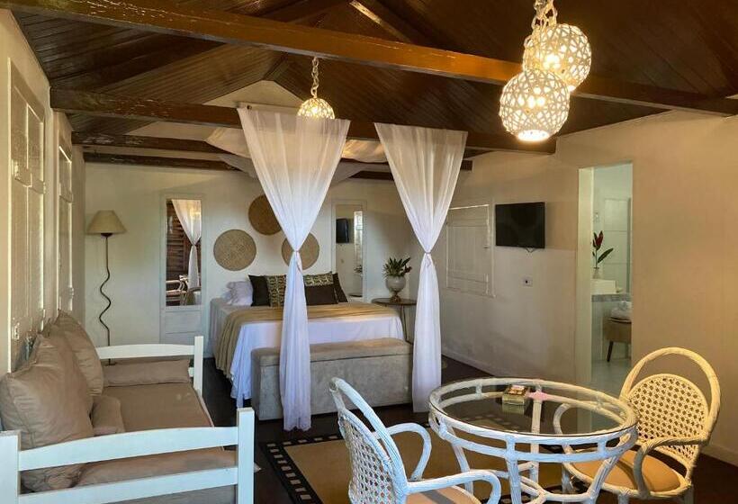 پانسیون Pousada Alumiar