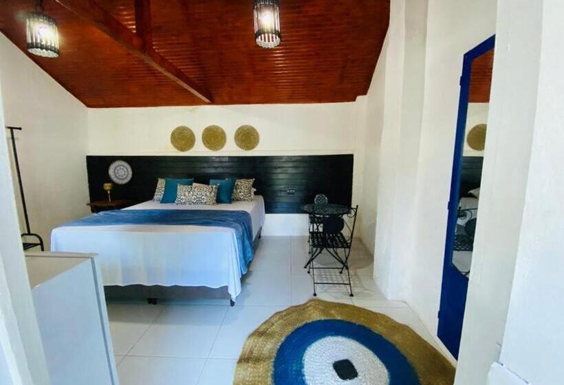 پانسیون Pousada Alumiar