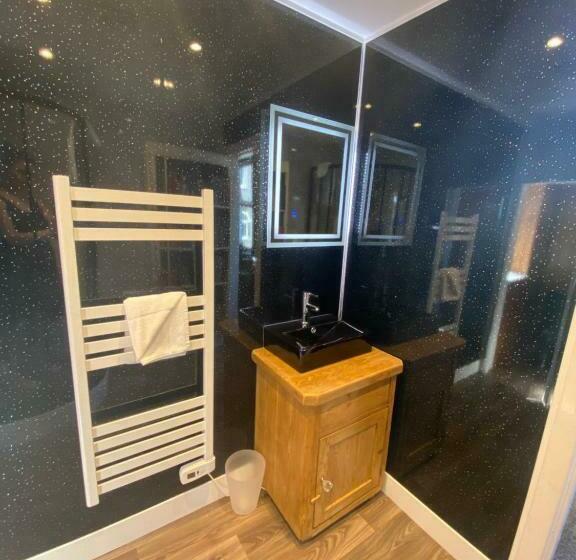 ユースホステル The Library Style Room