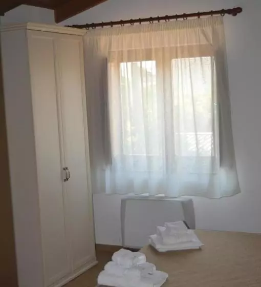 Aamiaismajoitus (B&B) Agriturismo Albachiara